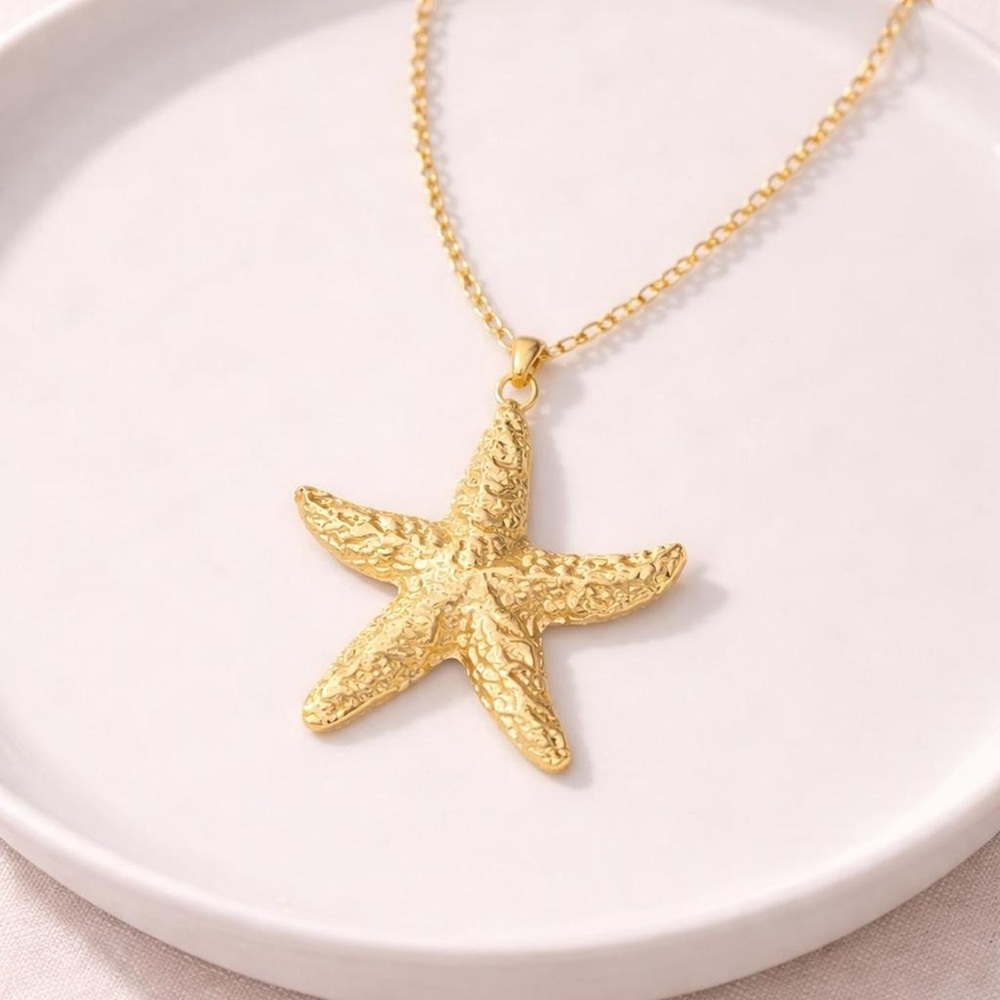 Gold Starfish Pendant Necklace - Picture 3 of 3